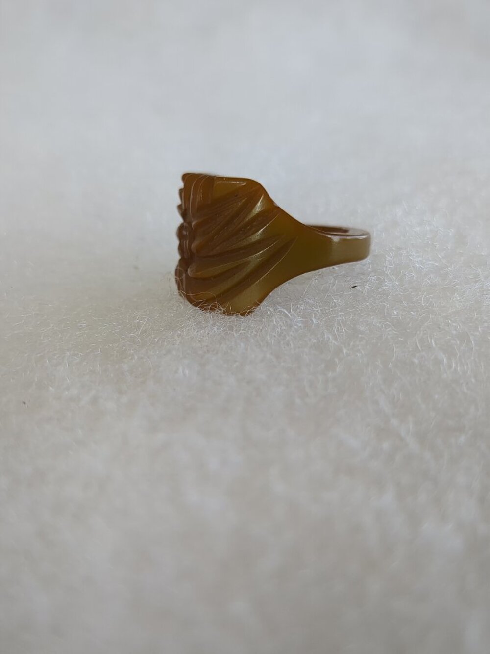 Vintage Carved Bakelite Ring • Butterscotch Olive • Art Deco • Tested Positive B - Picture 11 of 13